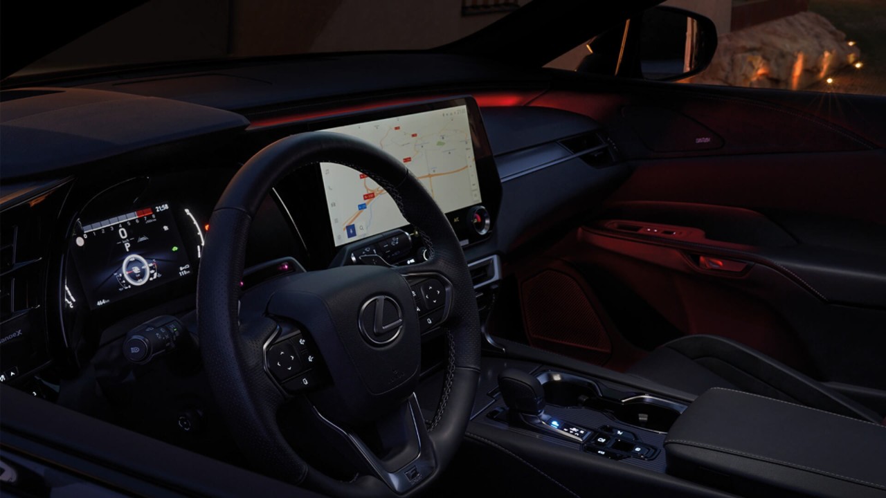 Салон Lexus RX